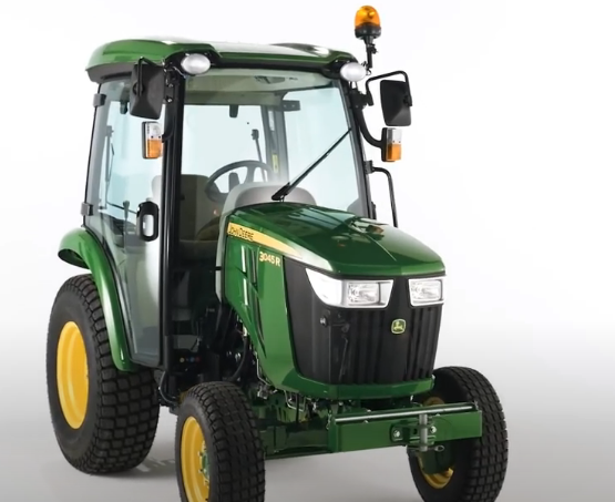 трактор John Deere 3045R